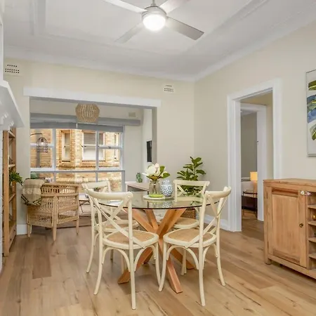 Spacious 2-Bed Apartment In The Heart Of Manly Sydney Exterior photo